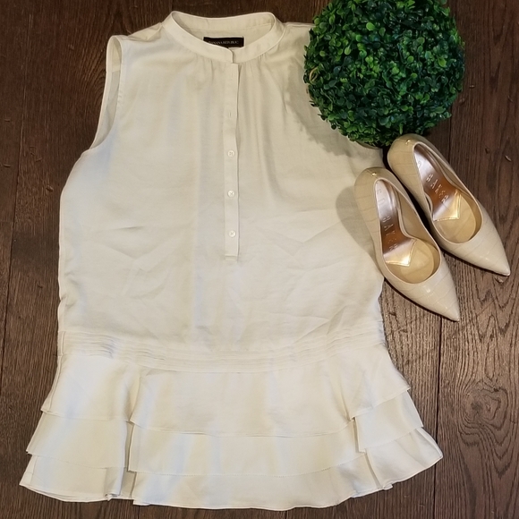 Preloved Silk Like Ruffle Bottom Shell - Picture 1 of 4